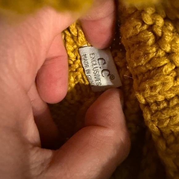 Yellow/Mustard color Knit Beanie - CC Brand - Picture 3 of 5